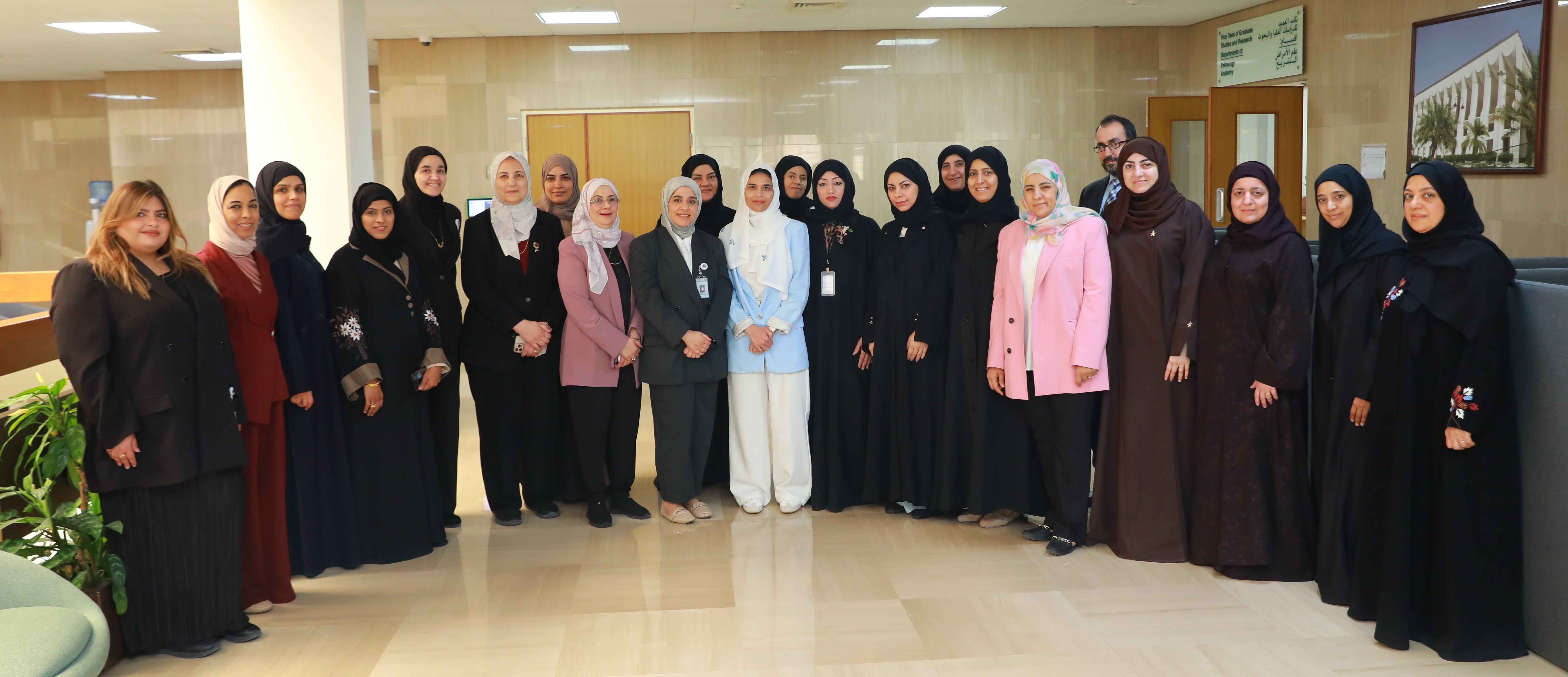 Dr. Hawazin Omar Al-Rawas, Head of the Nursing Department at the College of Medicine and Health Sciences at Arabian Gulf University, reaffirmed the university’s unwavering commitment to supporting the nursing profession and enhancing its status as one of the cornerstones of the healthcare system, as well as a noble humanitarian mission based on generosity, compassion, and professional competence.