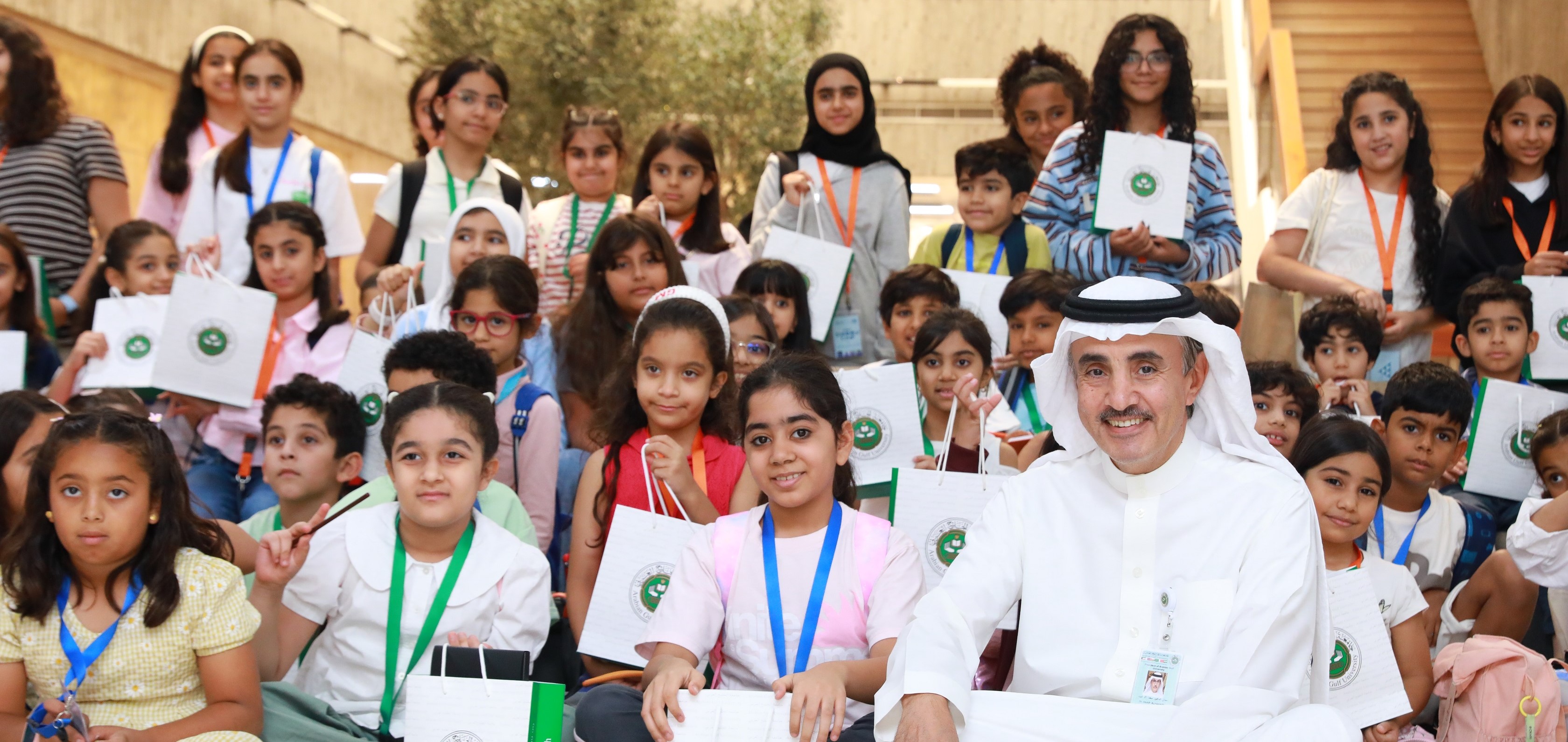  Arabian Gulf University Hosts Participants in the “Injaz Bahrain” Summer Camp for an Interactive Learning Experience