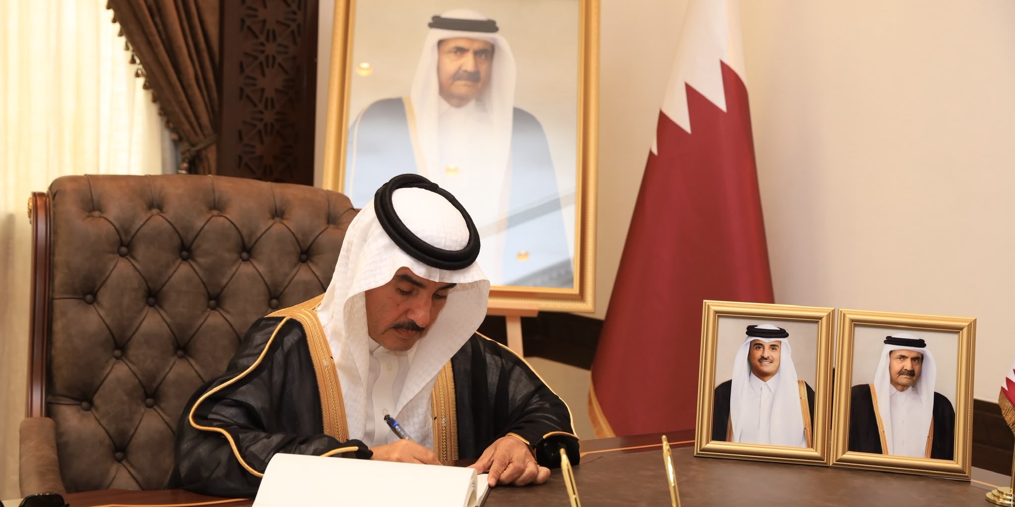 President of Arabian Gulf University Offers Condolences on the Passing of the Late Amir Sheikh Hamad bin Khalifa Al Thani